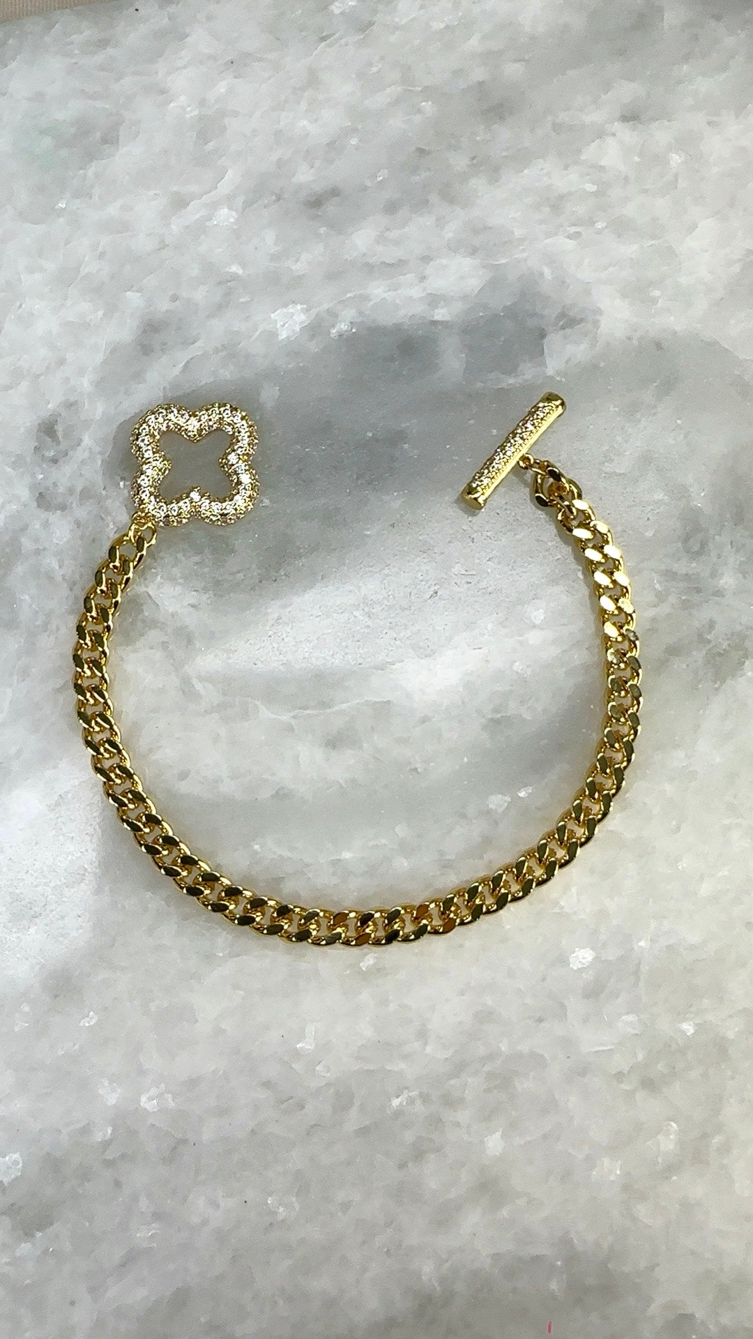Gold Clover Armband