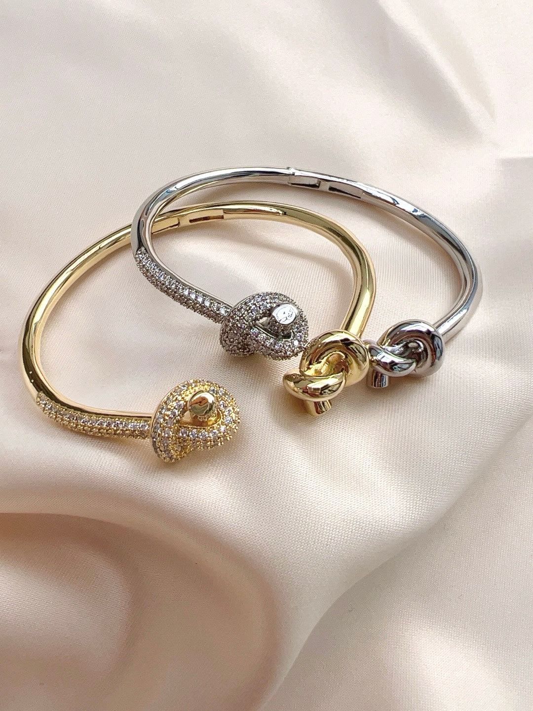 Knot Armreif