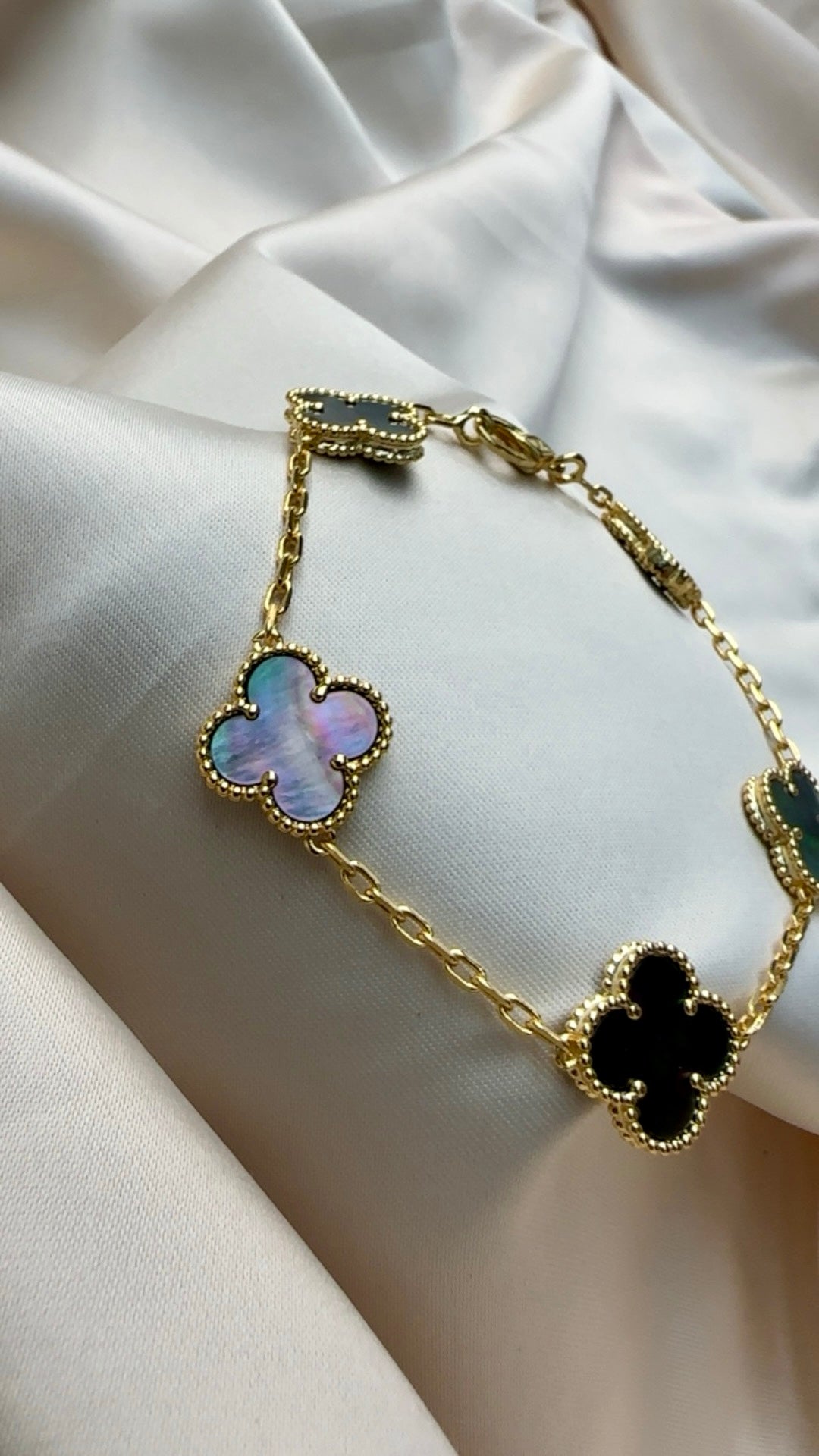 Gold Klee Armband Perlmutt