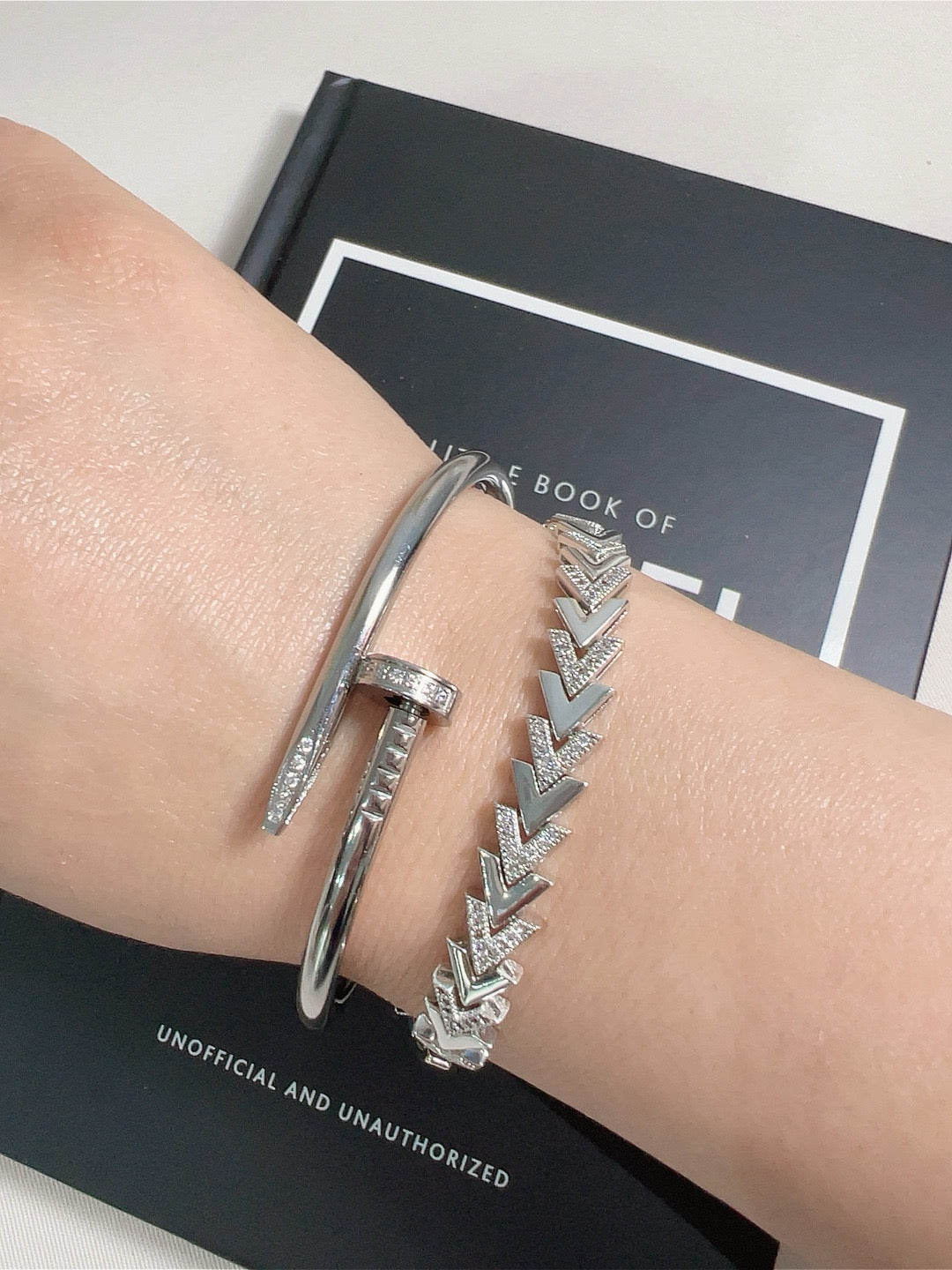Nagel Armreif