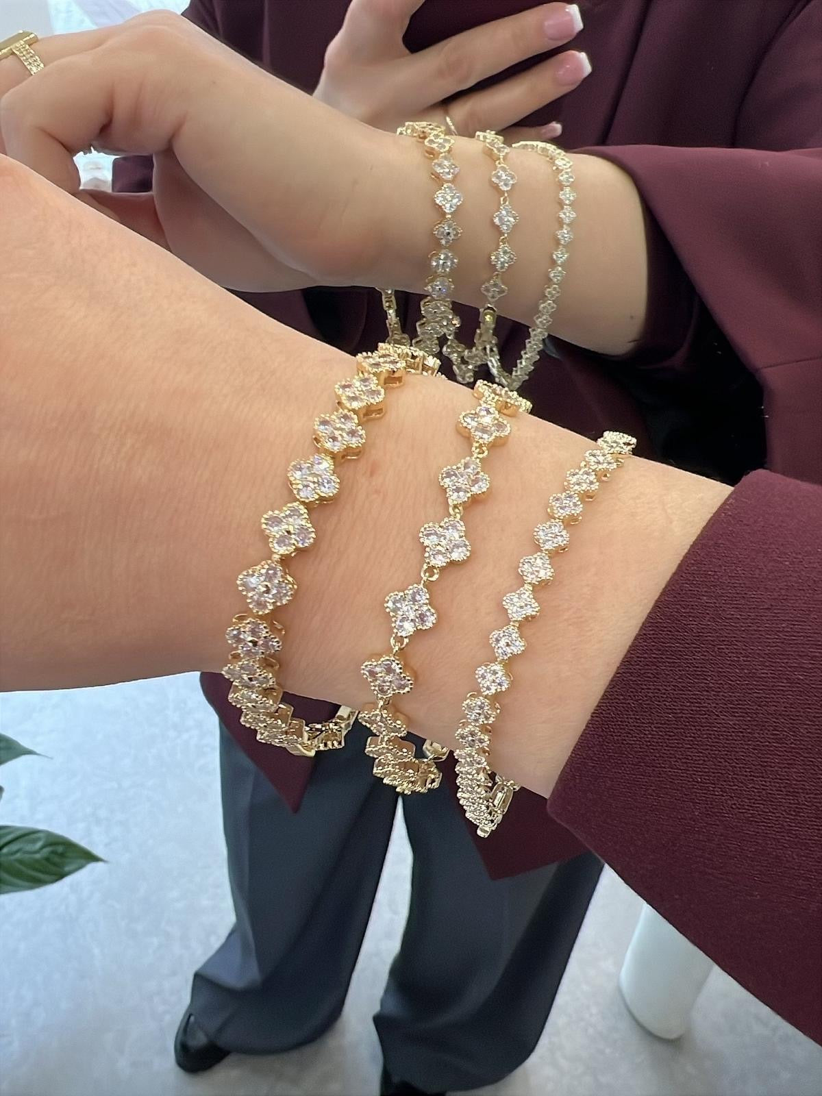 Shiny Clover Armband NEU!!!